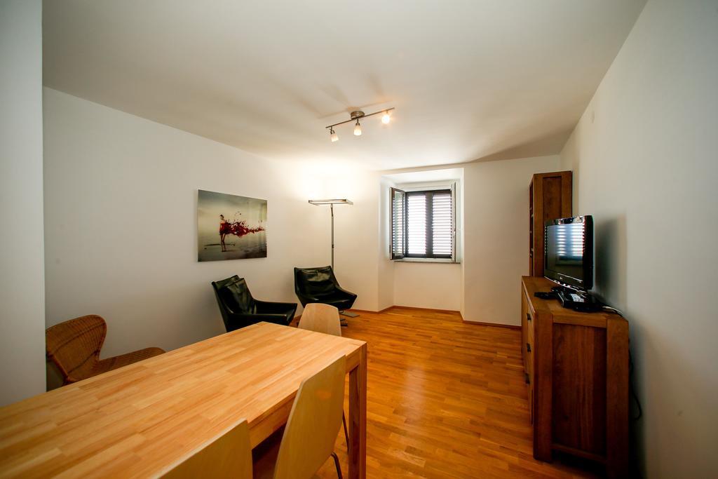 Apartments Harbour Senj  Bilik gambar